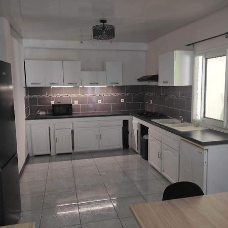 Apartmán Location Saisonniere Les Bibassiers Le Tampon Exteriér fotografie
