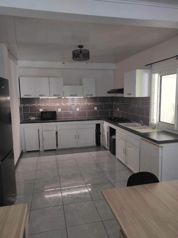 Apartmán Location Saisonniere Les Bibassiers Le Tampon Exteriér fotografie